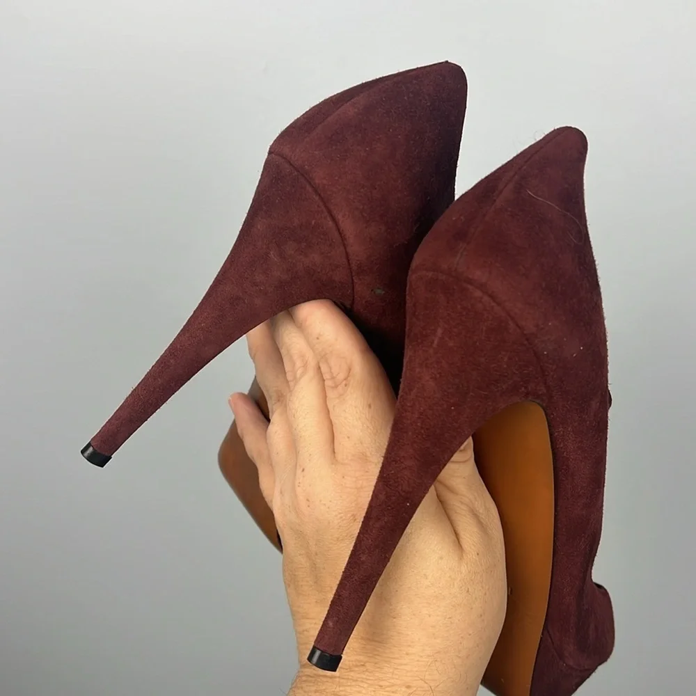 Gucci Betty classic t-strap burgundy high heel suede leather shoes size 40.5
